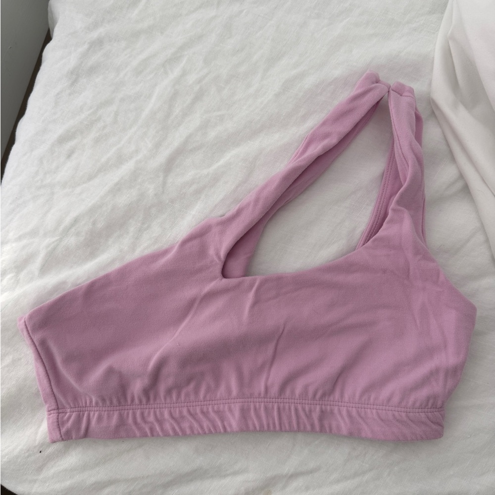 Aritzia TNA Venice Bra Top. Size Small in Lavender Pink